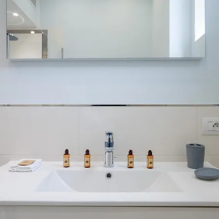 Le Coq Charlene - Monaco At 50m Lägenhet *